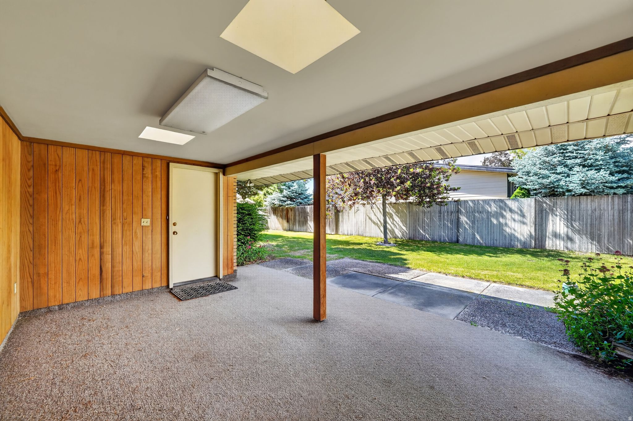 NOB HILL - Residential