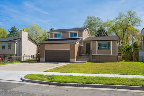 Tiny photo for 3369 S GREENMONT DR, West Valley City, UT 84120 (MLS # 2149988)