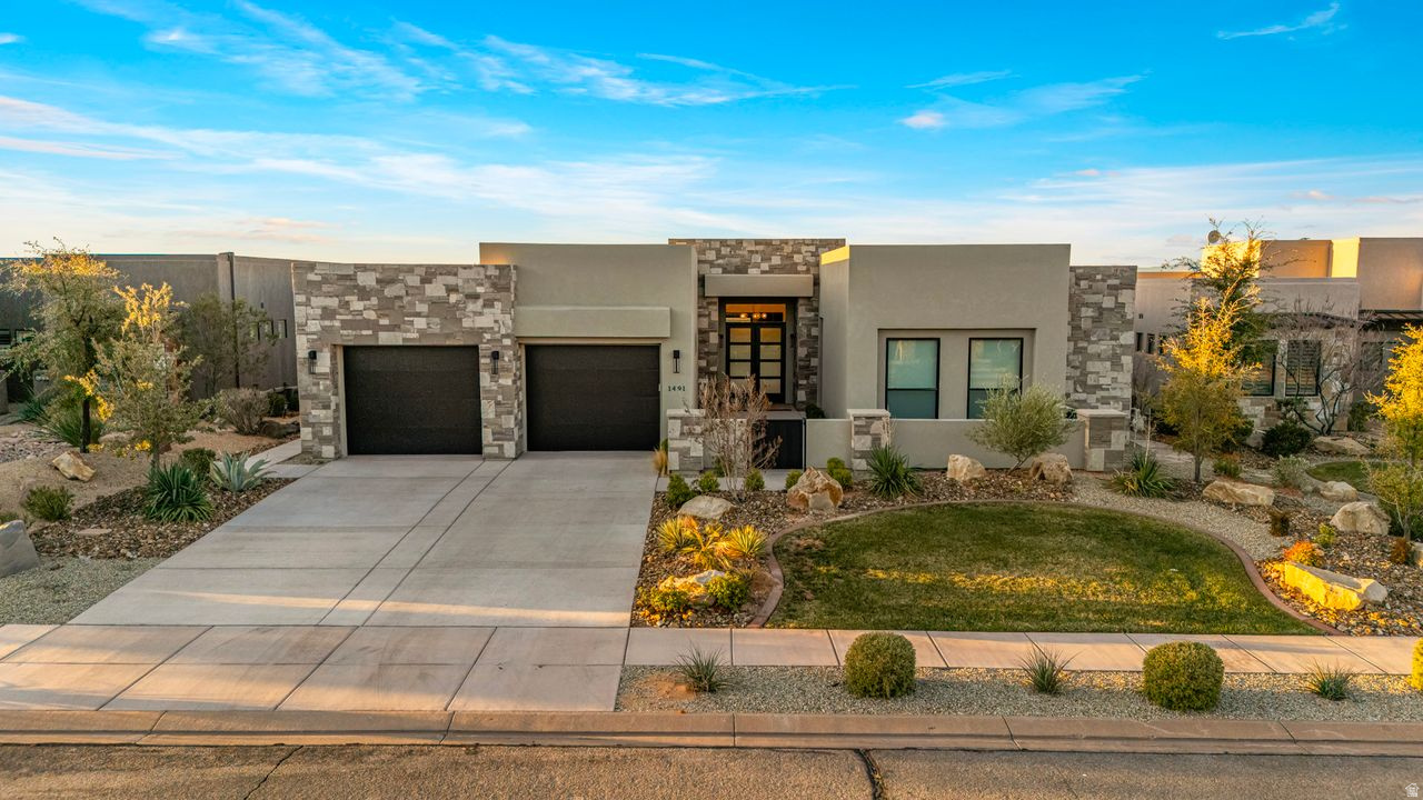 LEDGES OF ST GEORGE PH 7 - Residential