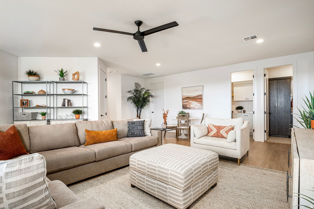 LEDGES OF ST GEORGE PH 7 - Residential