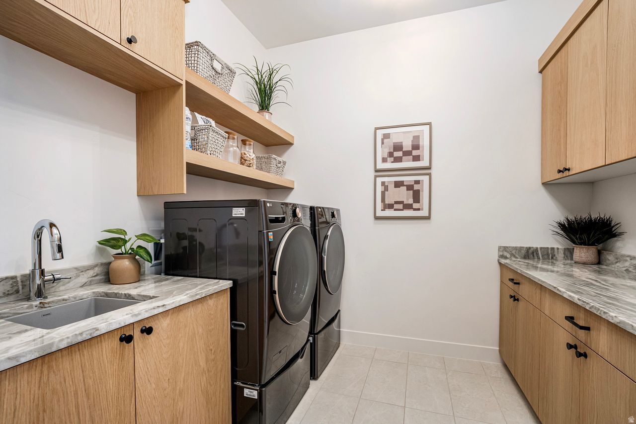 LEDGES OF ST GEORGE PH 7 - Residential