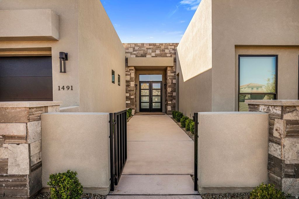 Photo of 1491 W SHINNECOCK DR, Saint George, UT 84770 (MLS # 2143486)