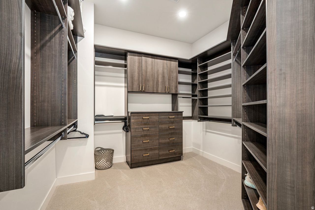 LEDGES OF ST GEORGE PH 7 - Residential