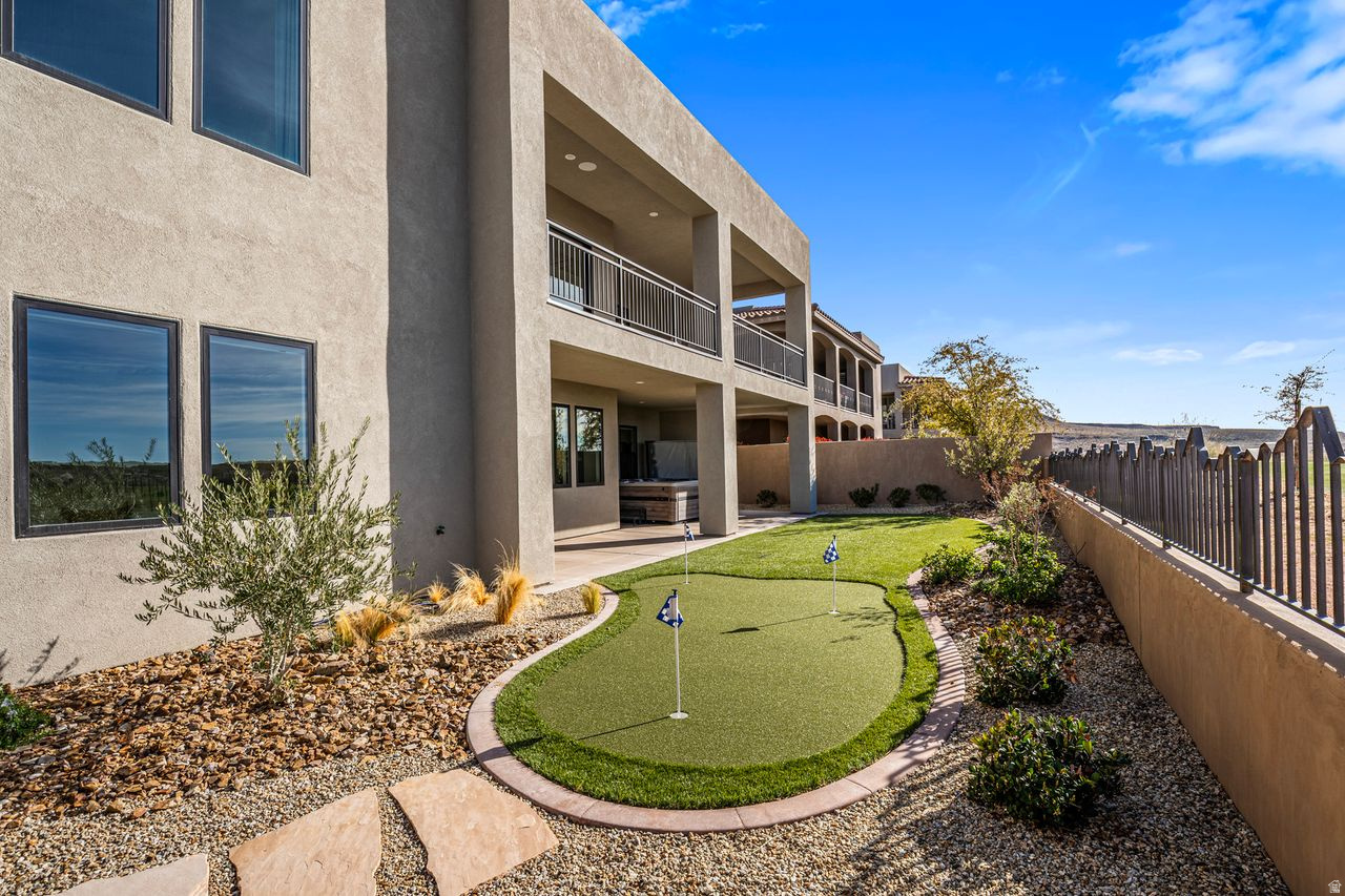 LEDGES OF ST GEORGE PH 7 - Residential