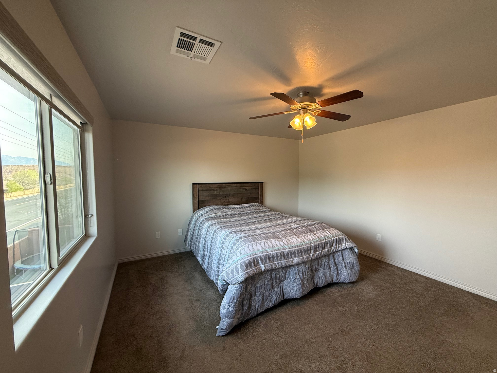 FOSSIL HILLS TOWNHOMES PH 2 - Residential