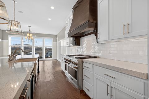 Tiny photo for 2628 E PRAIRIE VIEW DR, Eagle Mountain, UT 84005 (MLS # 2123573)