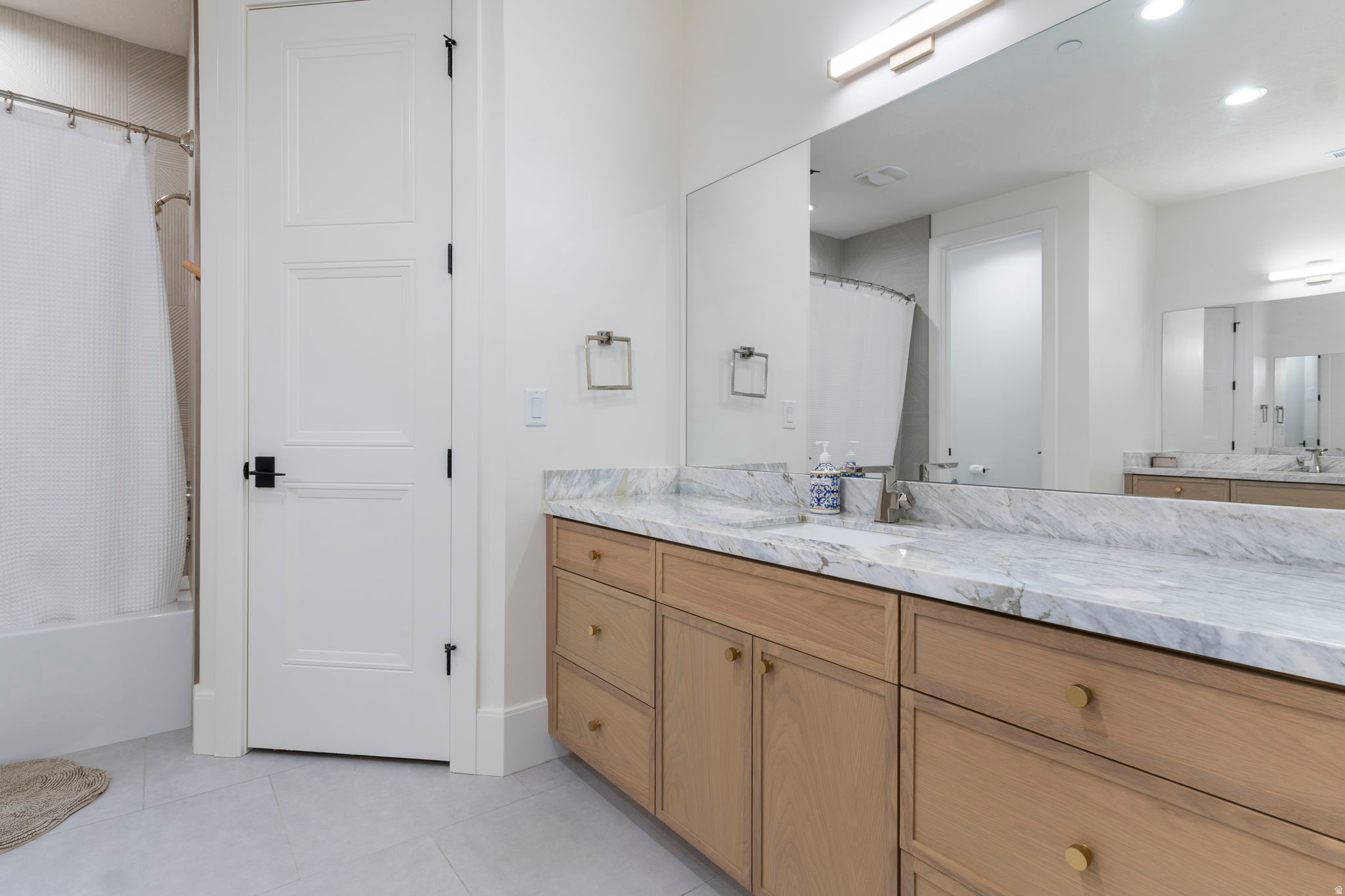 LAMBERT PARK ESTATES - Residential