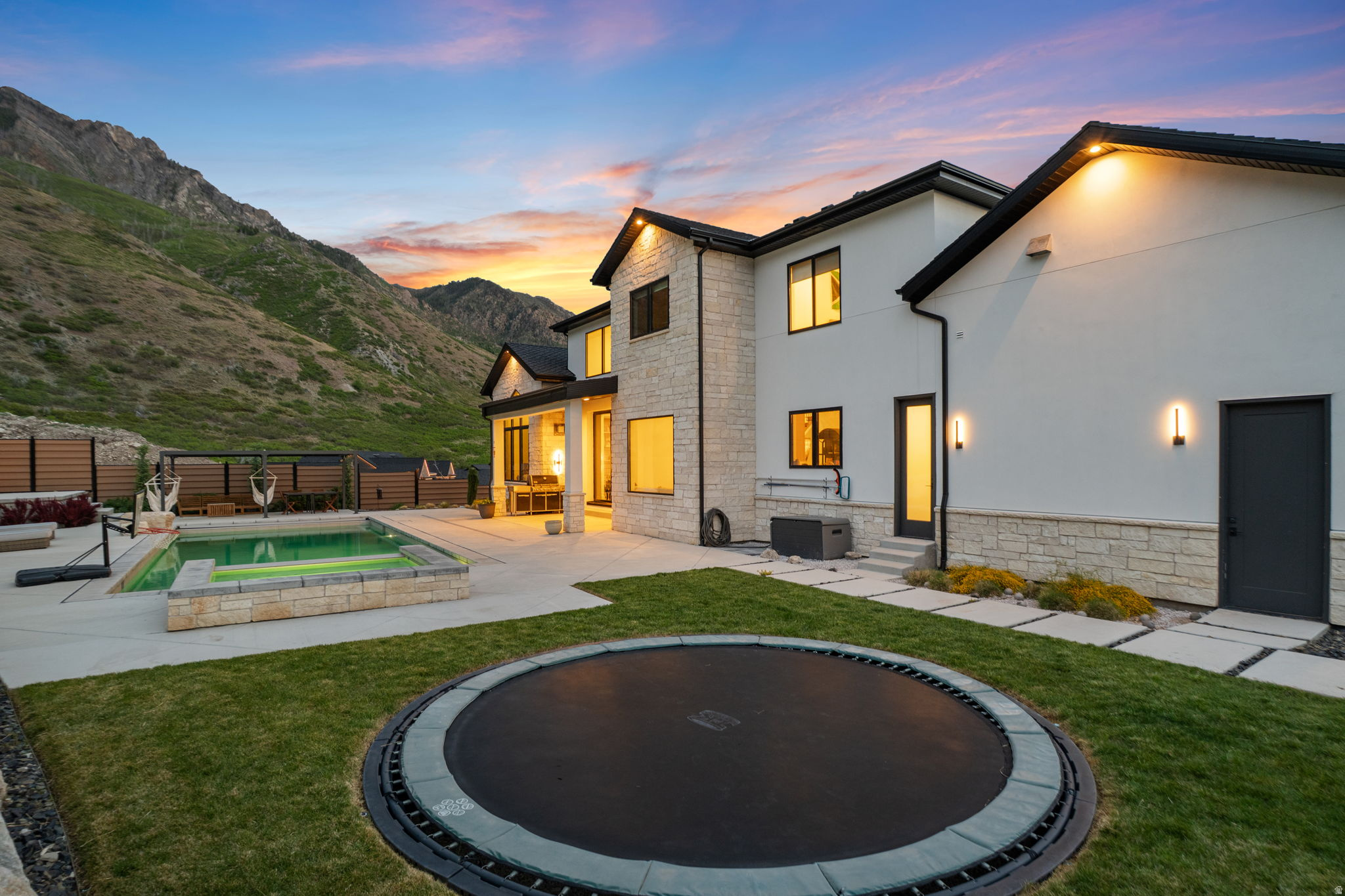 LAMBERT PARK ESTATES - Residential
