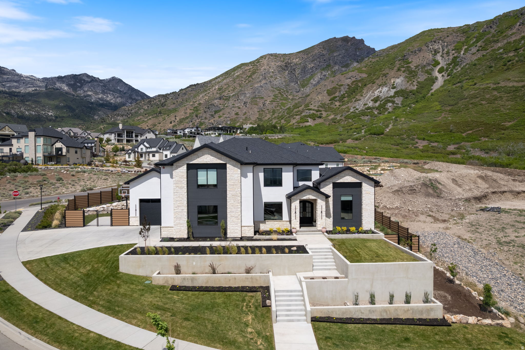 LAMBERT PARK ESTATES - Residential