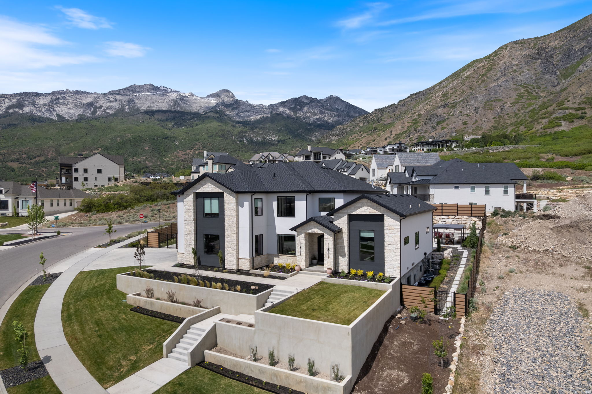 LAMBERT PARK ESTATES - Residential