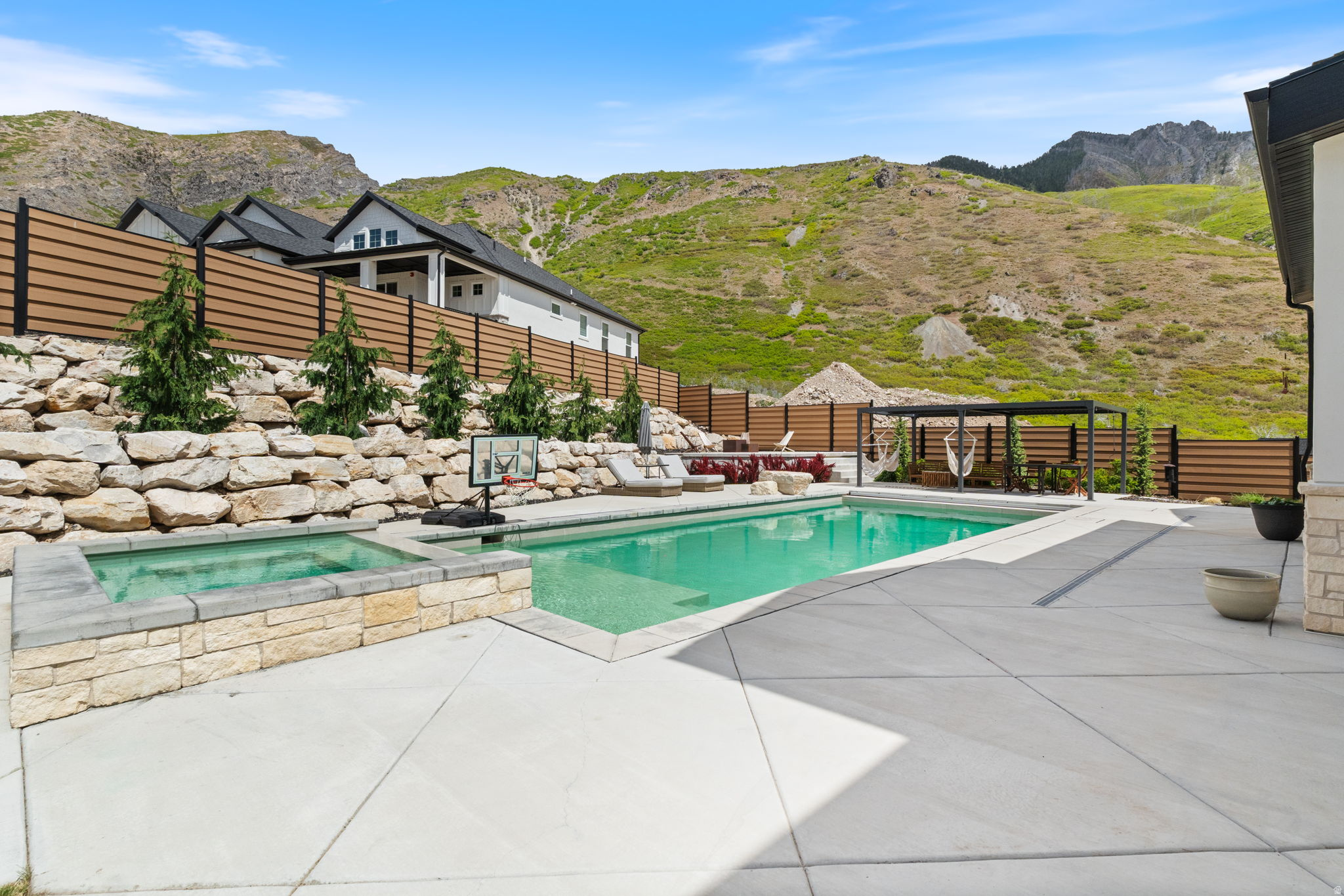 LAMBERT PARK ESTATES - Residential
