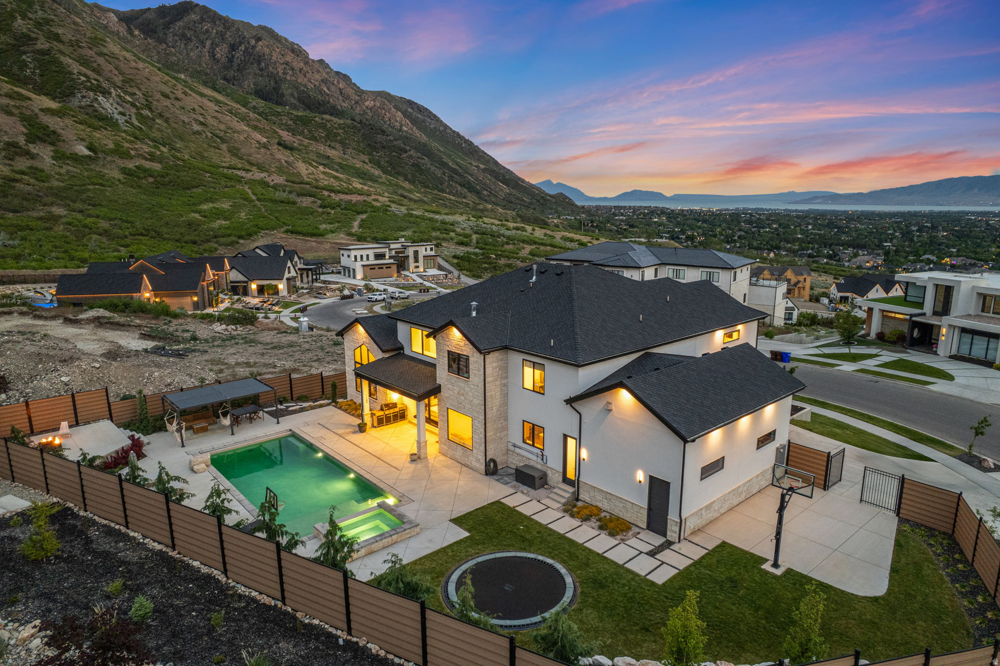 LAMBERT PARK ESTATES - Residential