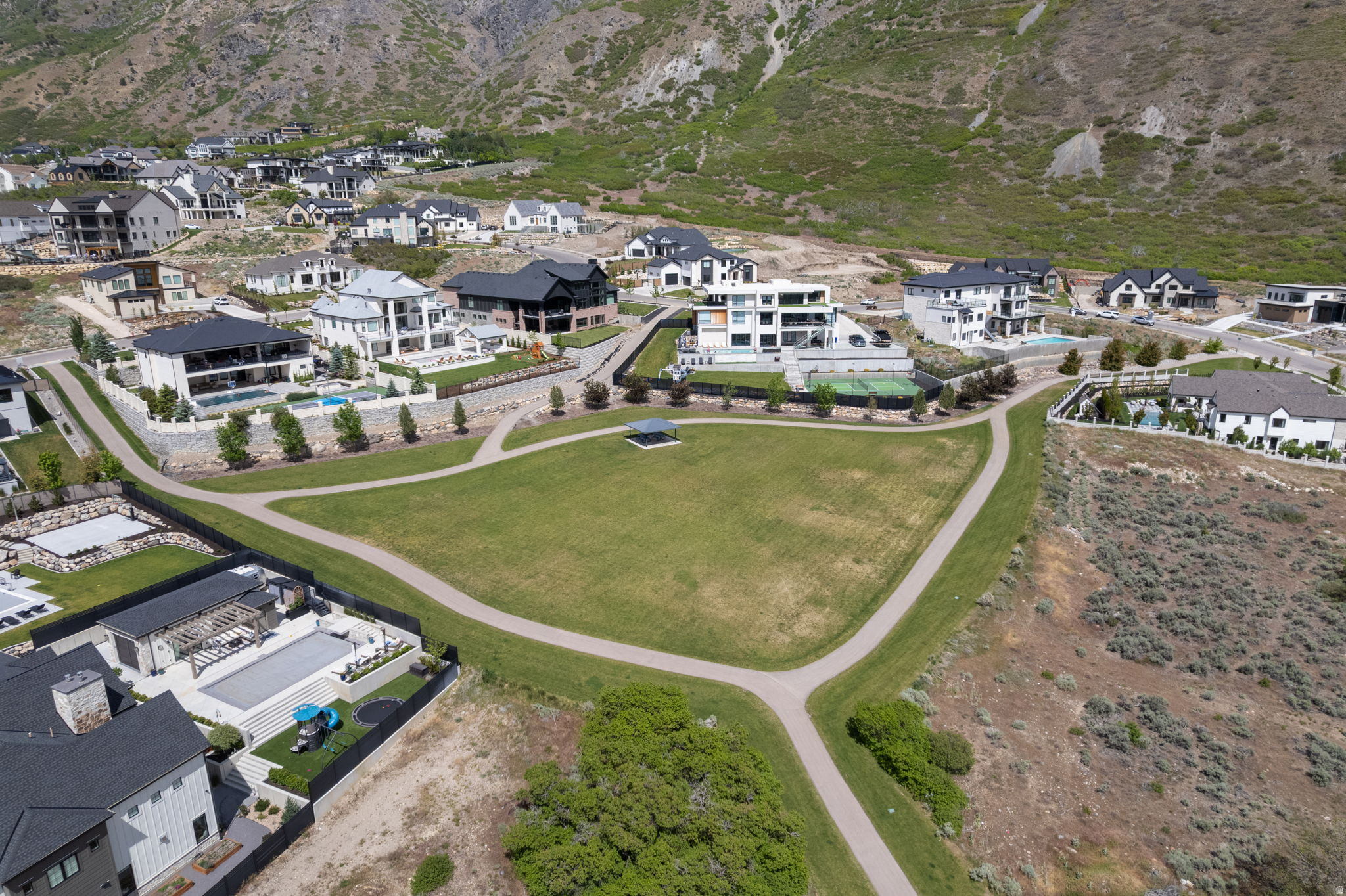 LAMBERT PARK ESTATES - Residential
