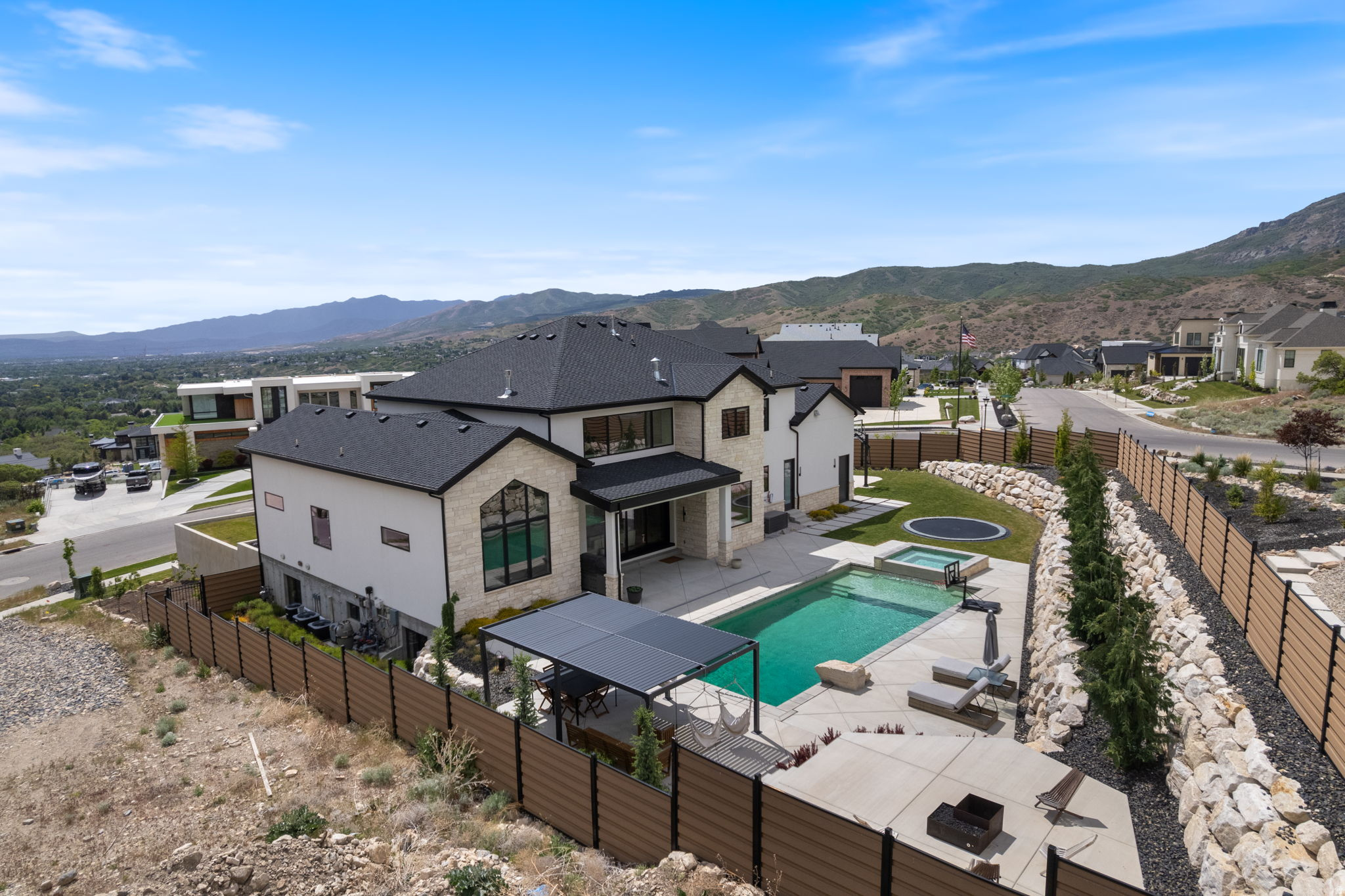 LAMBERT PARK ESTATES - Residential
