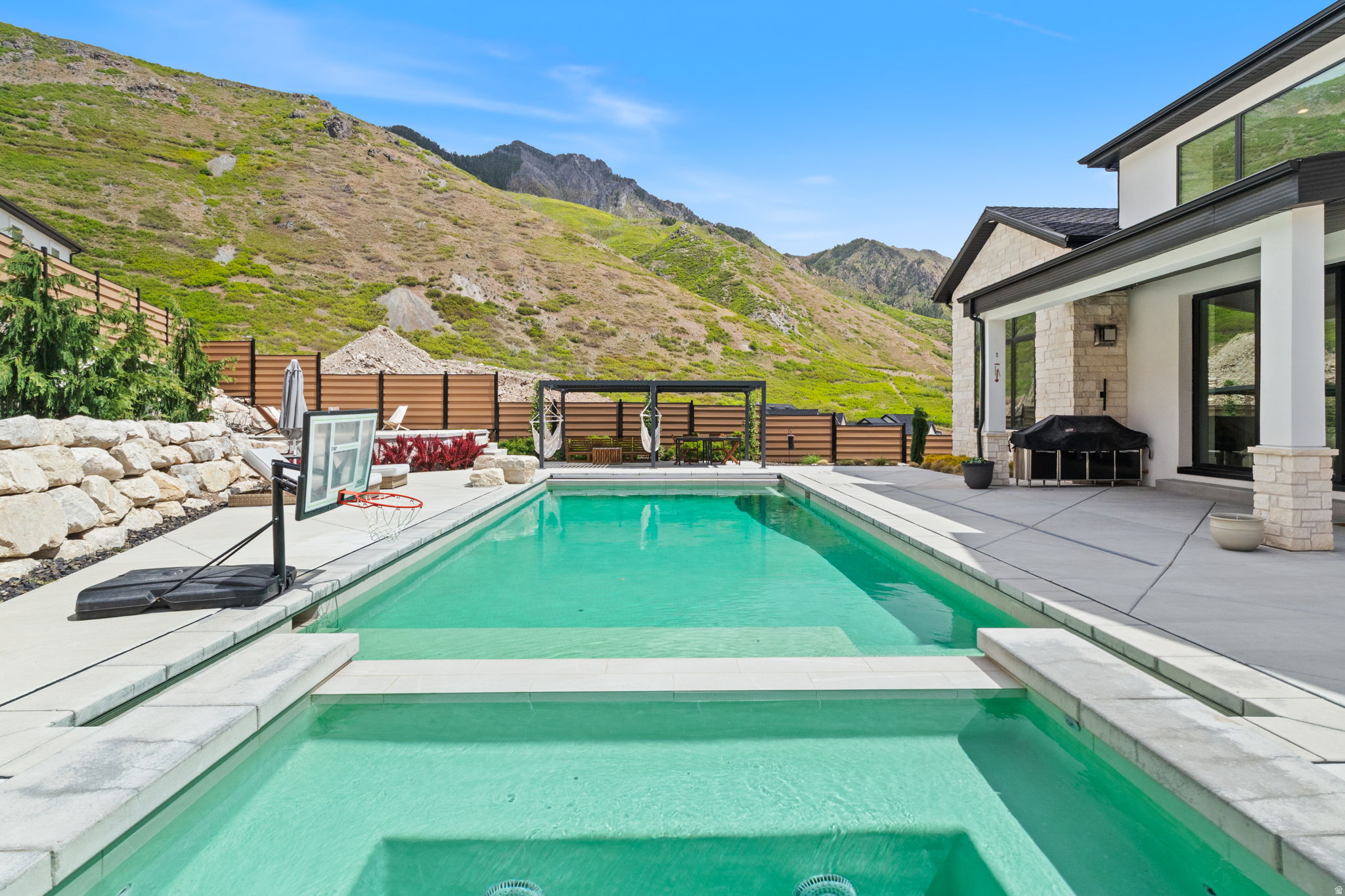 LAMBERT PARK ESTATES - Residential