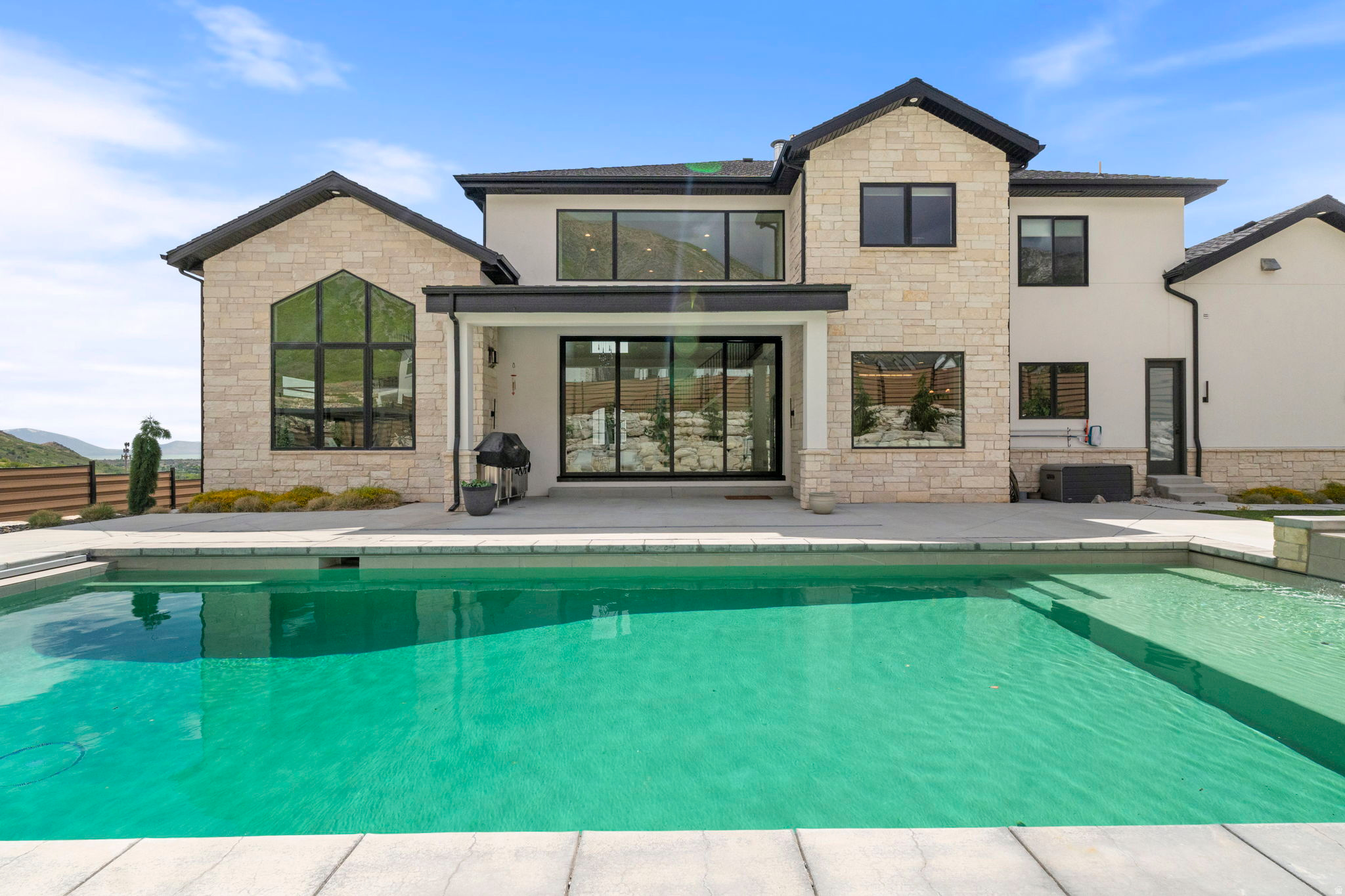 LAMBERT PARK ESTATES - Residential