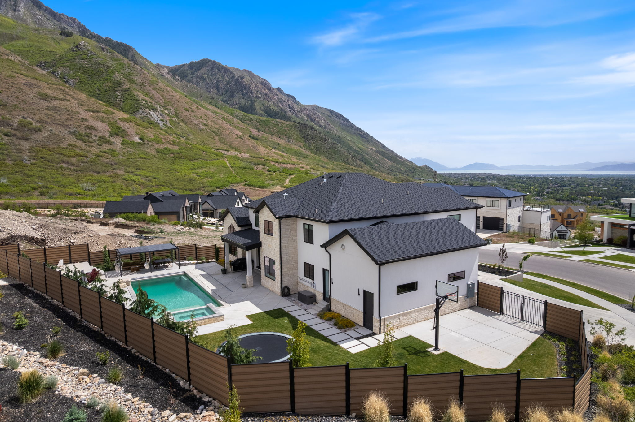 LAMBERT PARK ESTATES - Residential