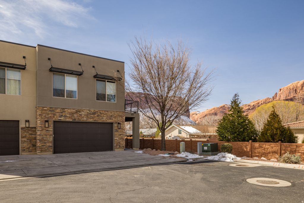 Photo of 673 W 470 N, Moab, UT 84532 (MLS # 2139292)