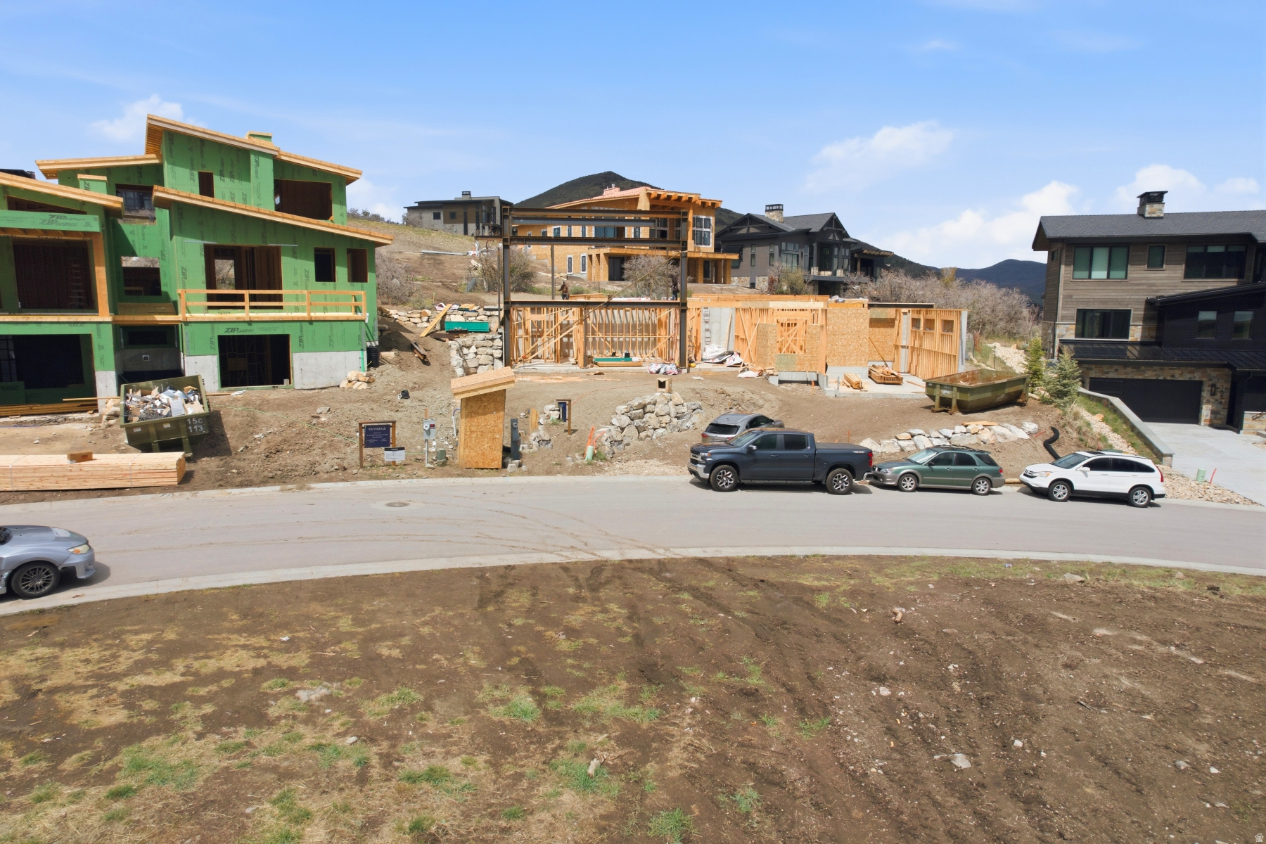 SKYRIDGE SUBDIVISION - Land