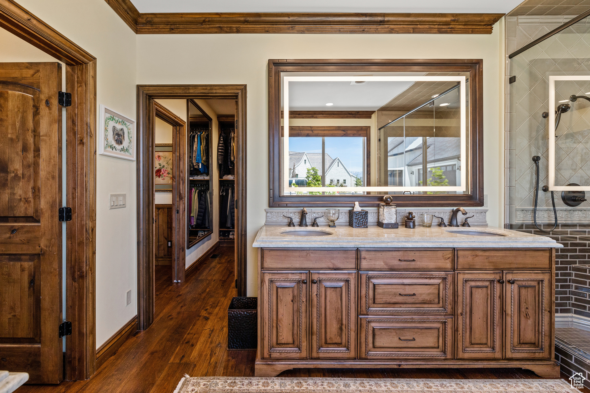 SARATOGA SPRINGS - Residential