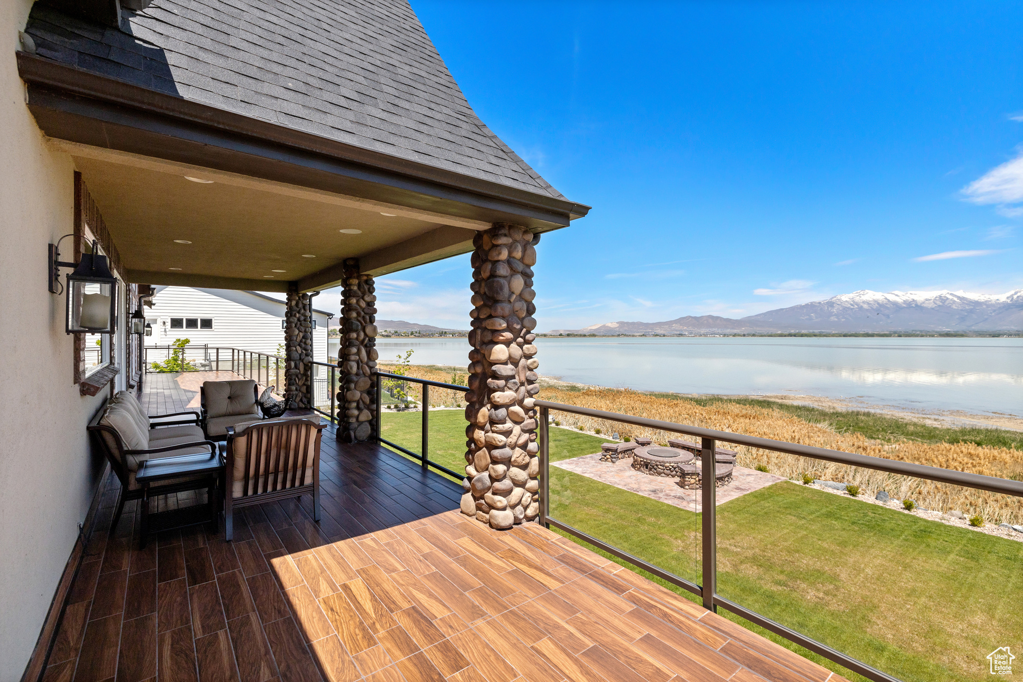 SARATOGA SPRINGS - Residential