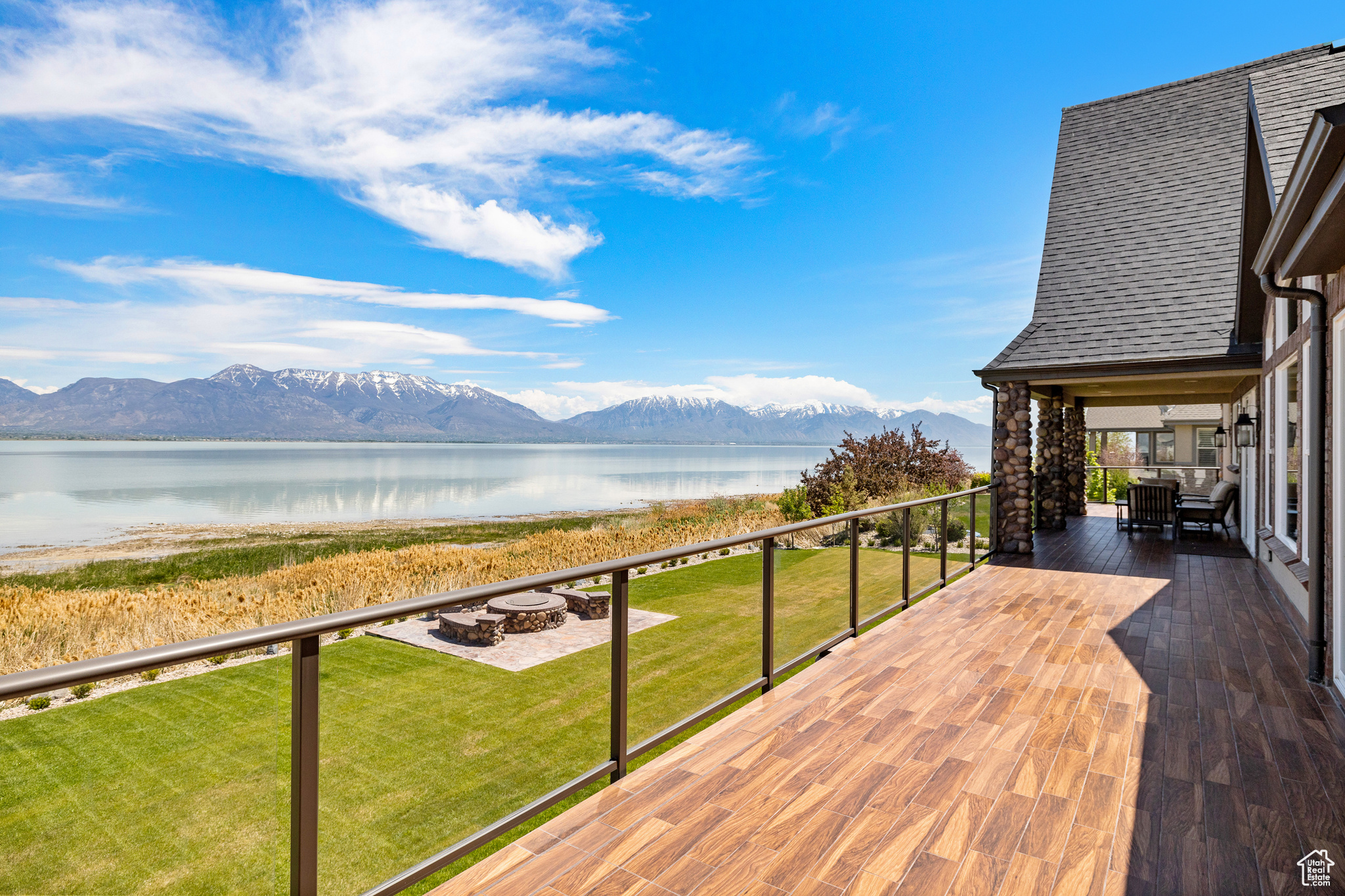 SARATOGA SPRINGS - Residential