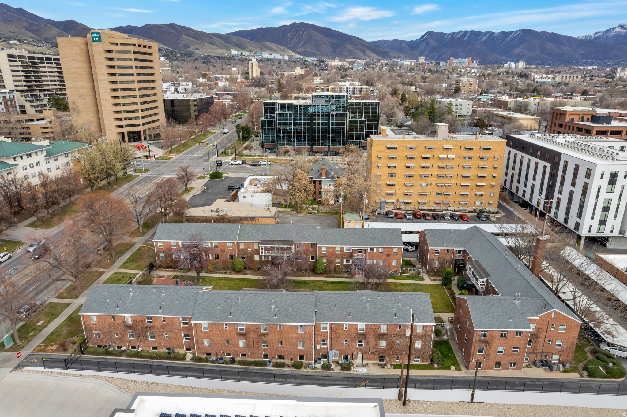 IVY TERRACE CONDOMINIUMS - Residential