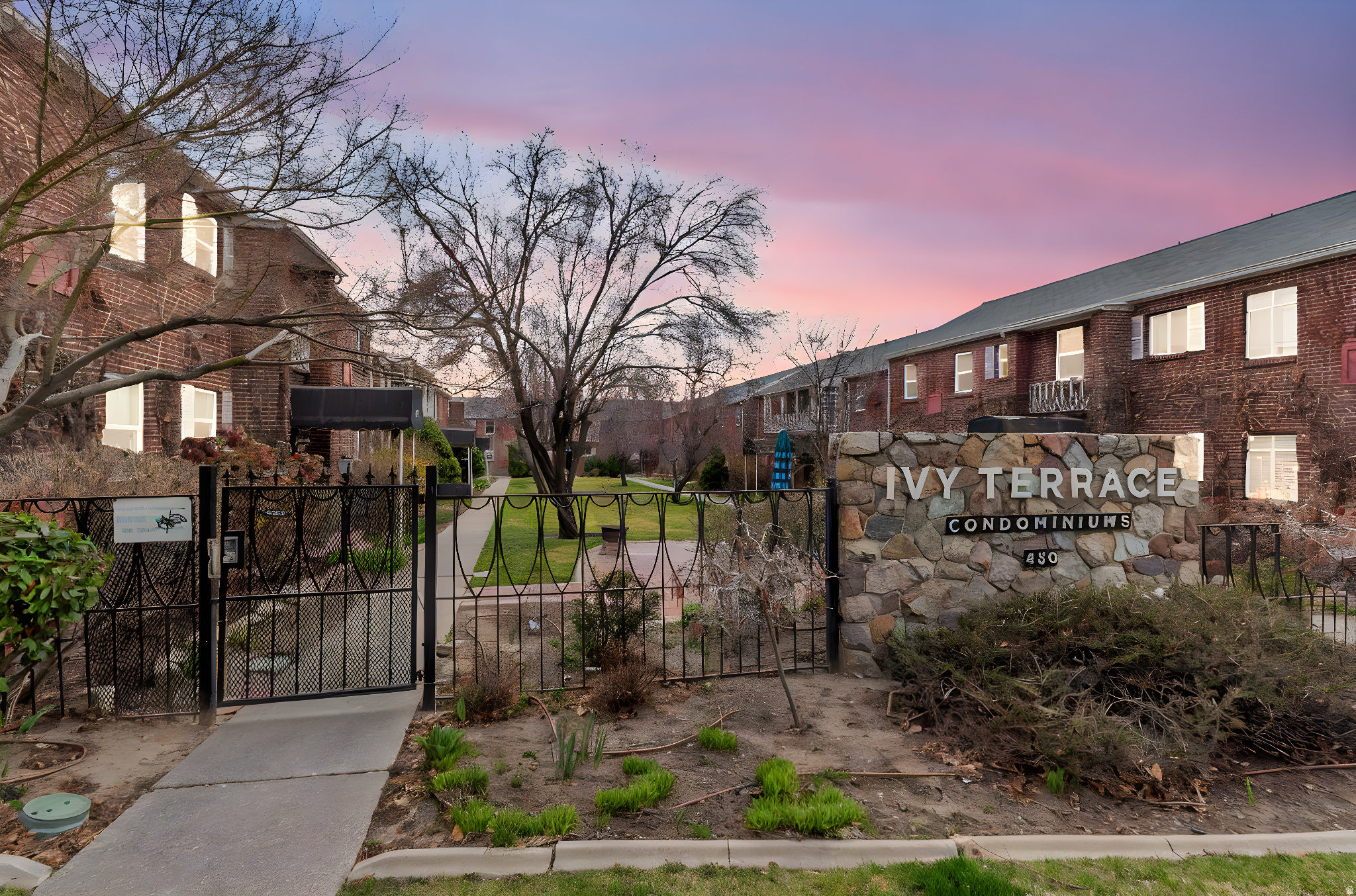 IVY TERRACE CONDOMINIUMS - Residential