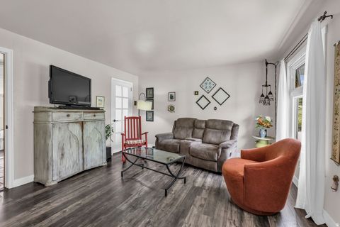 Tiny photo for 1131 E EMERSON AVE S, Salt Lake City, UT 84105 (MLS # 2151003)