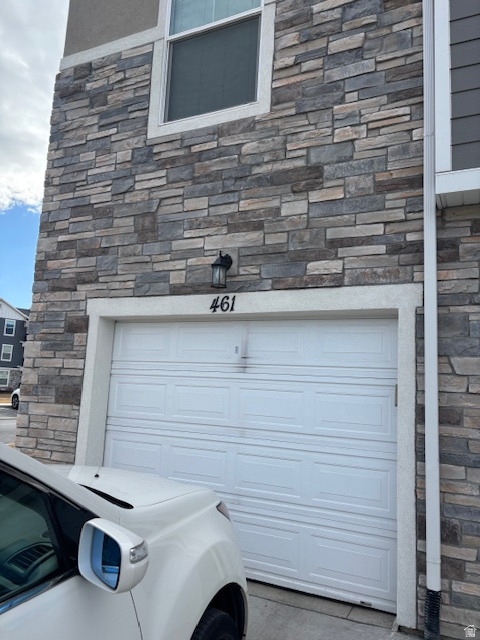 LAKEFRONT AT VINEYARD - Residential