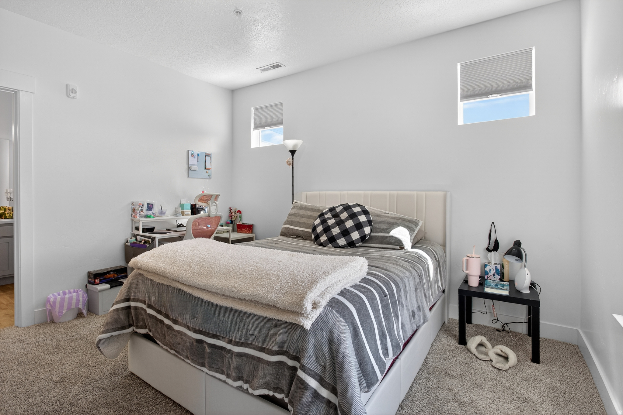 LAKEFRONT AT VINEYARD - Residential