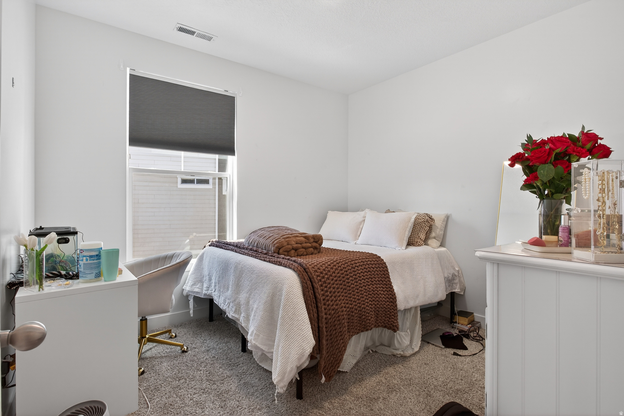 LAKEFRONT AT VINEYARD - Residential