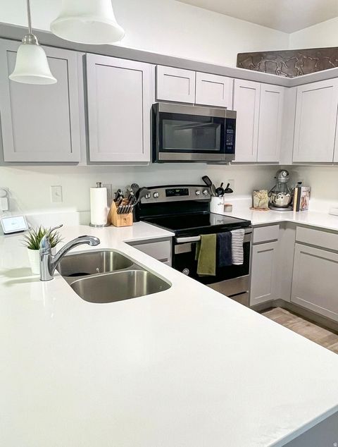 Tiny photo for 461 N 325 W, Vineyard, UT 84059 (MLS # 2138045)