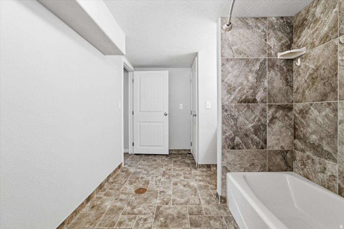 YOUNG PROPERTY - Residential