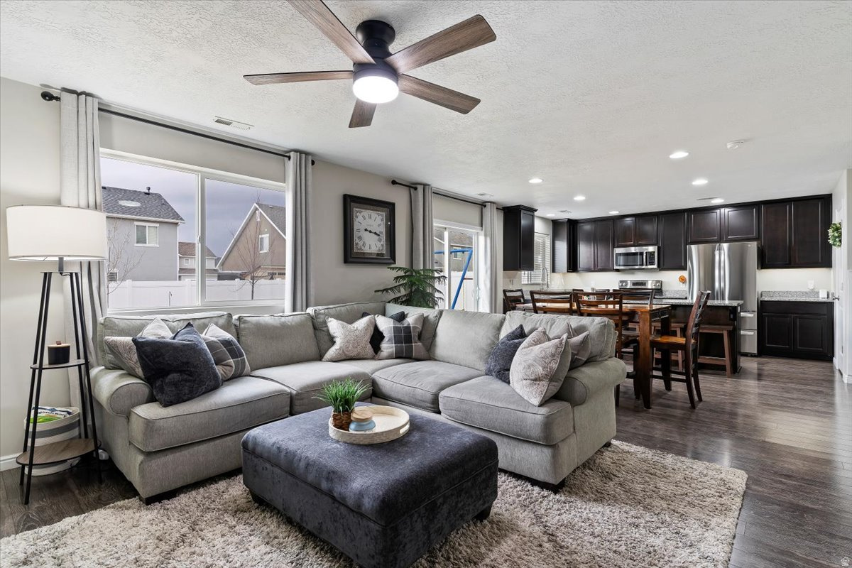 STILL WATER LAKE EST - Residential