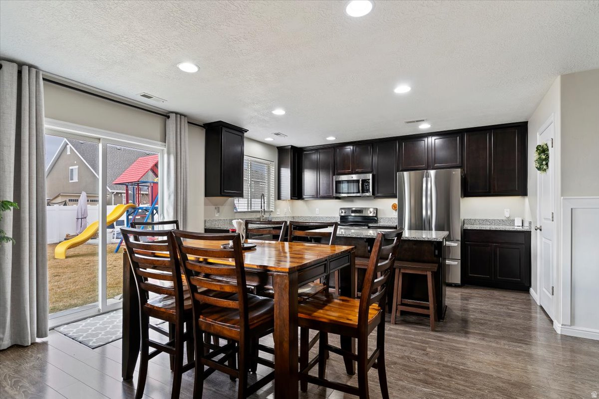 STILL WATER LAKE EST - Residential