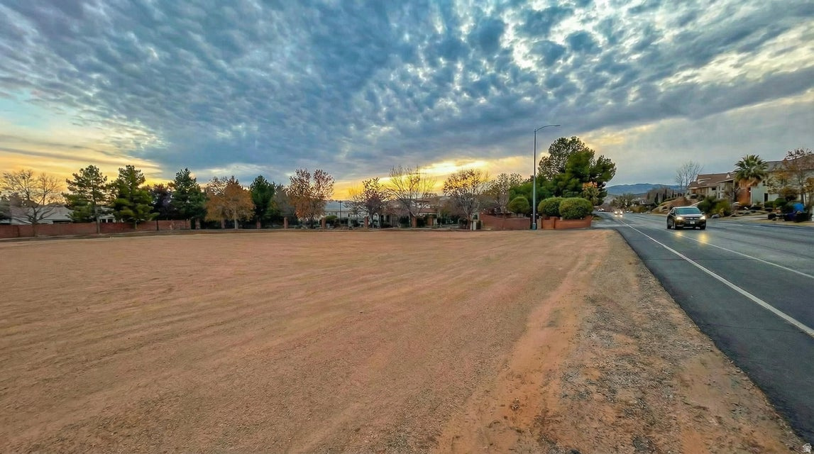 ST GEORGE TOWNSITE - Land