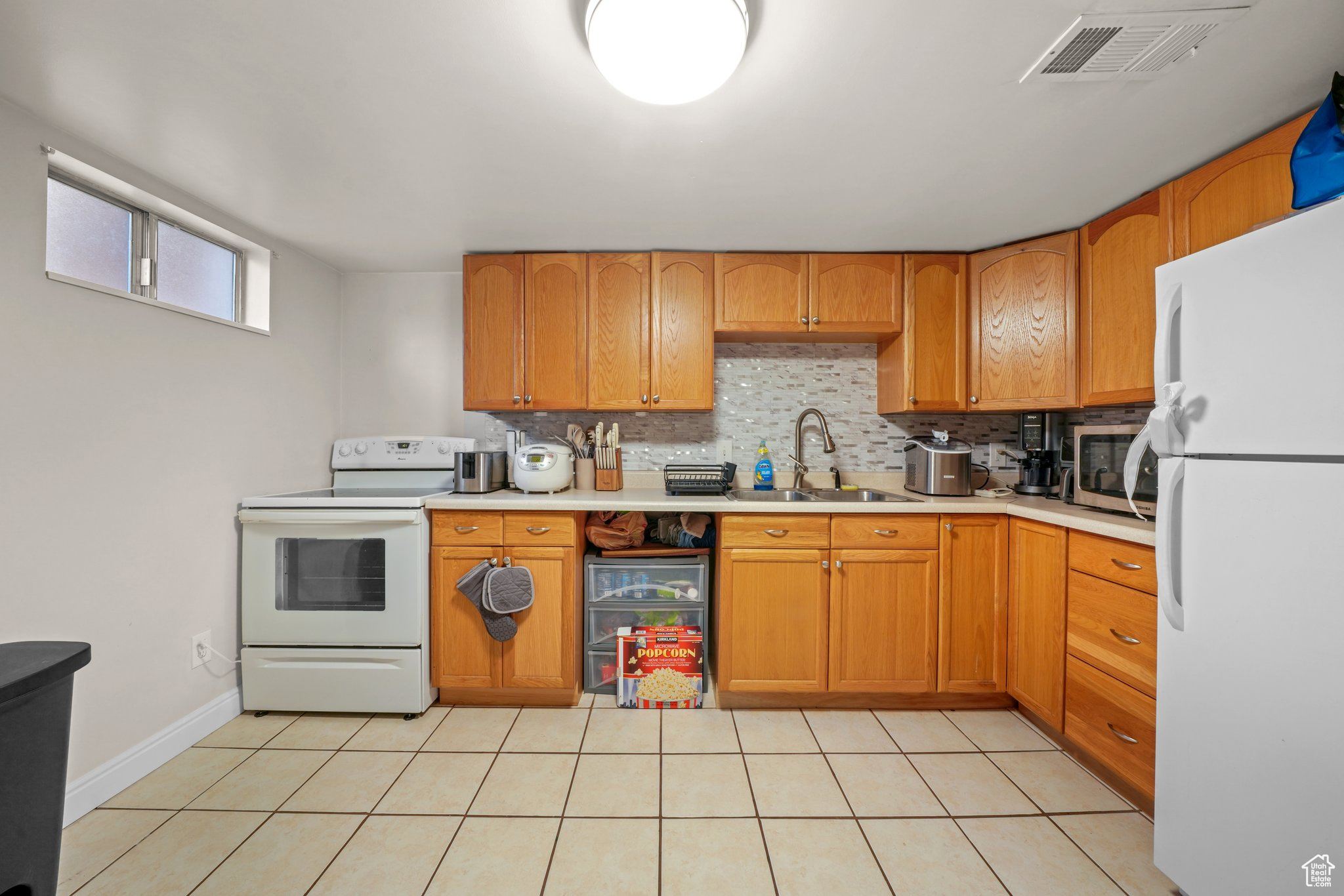 328 E 200, Springville, Utah image 10