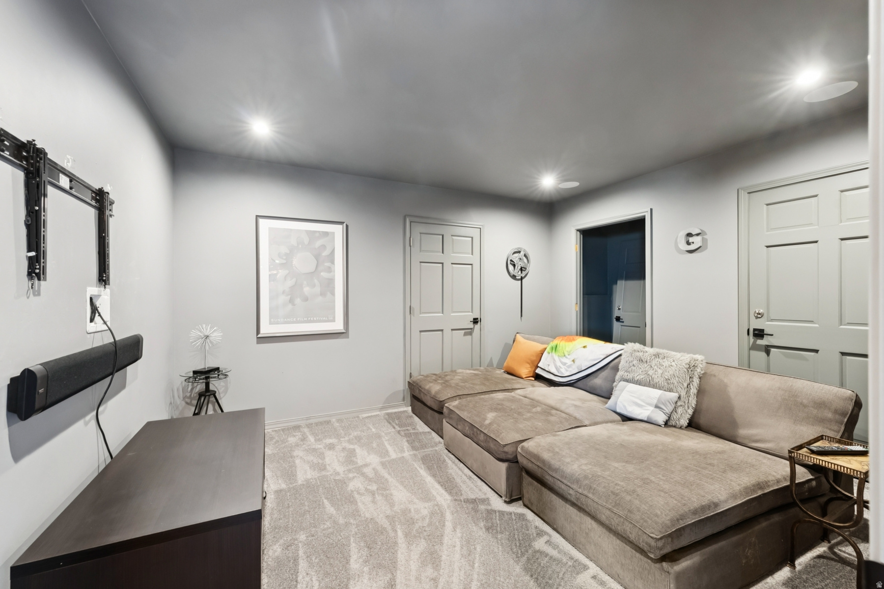 MAHOGANY HILLS - Residential