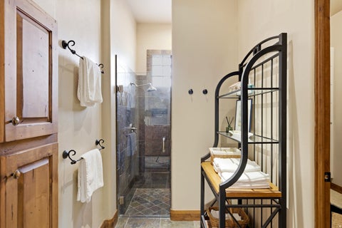 Tiny photo for 3052 N SNOW PKWY #5, Saint George, UT 84770 (MLS # 2185630)