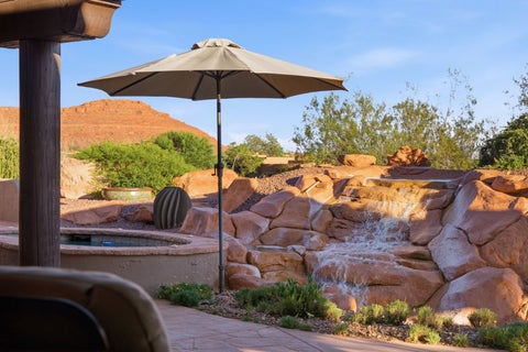 Tiny photo for 3052 N SNOW PKWY #5, Saint George, UT 84770 (MLS # 2185630)