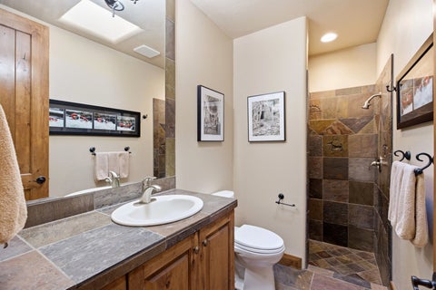 Tiny photo for 3052 N SNOW PKWY #5, Saint George, UT 84770 (MLS # 2185630)