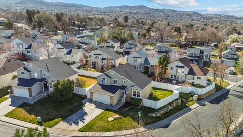 Tiny photo for 558 EASTPOINTE CIR, North Salt Lake, UT 84054 (MLS # 2138174)