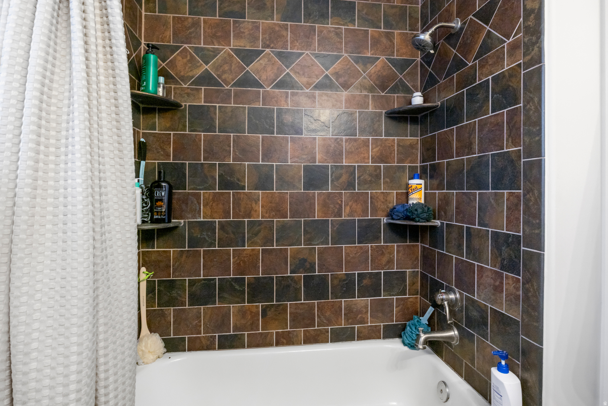 EASTPOINTE - Residential