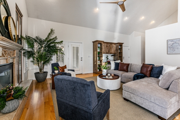 KENNECOTT - Residential