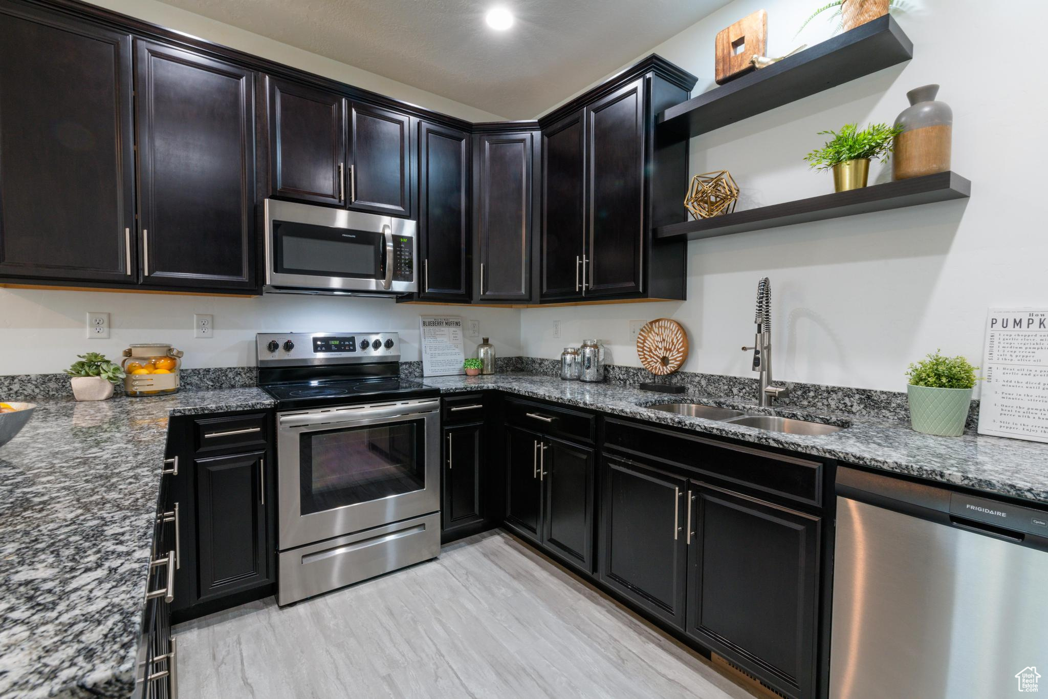 EDGEWATER AT GENEVA - Residential