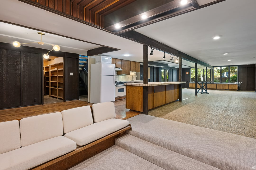 SHERWOOD HILLS - Residential