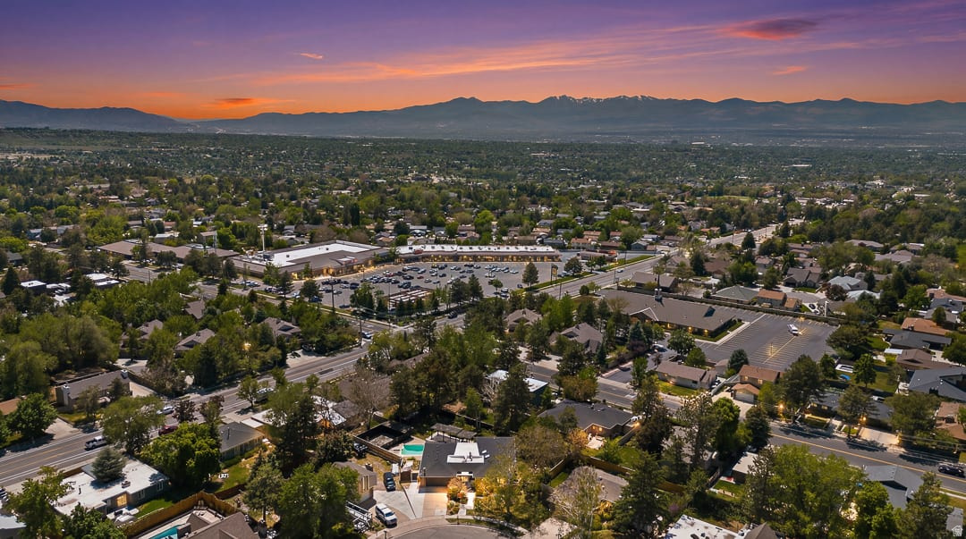 SHERWOOD HILLS - Residential