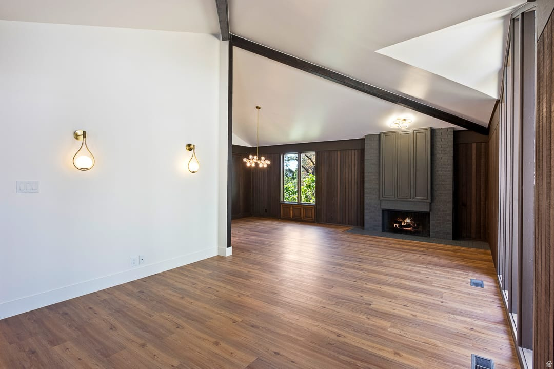 SHERWOOD HILLS - Residential