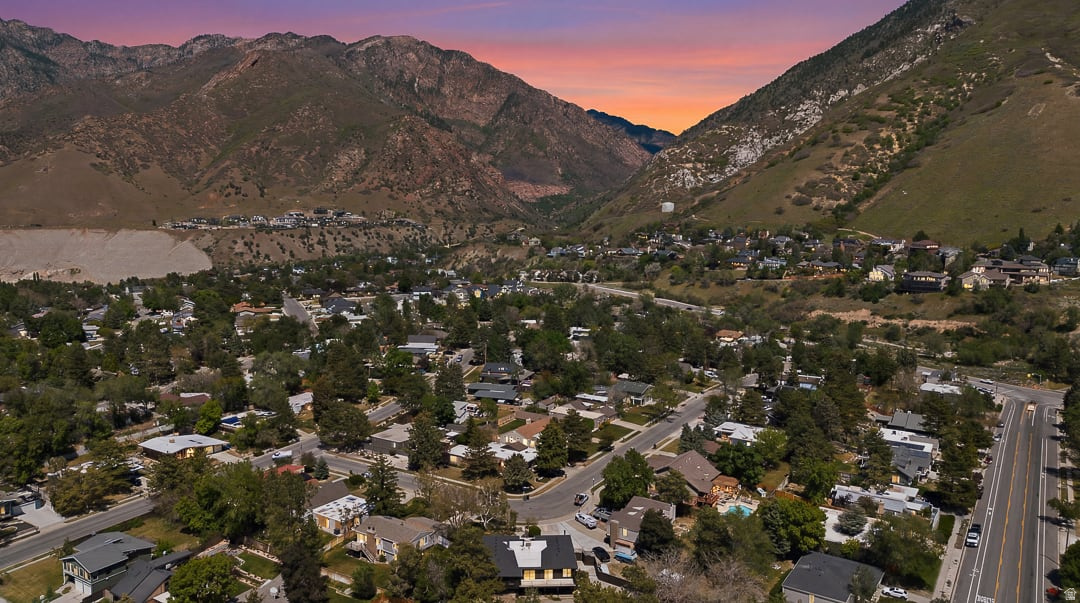 SHERWOOD HILLS - Residential